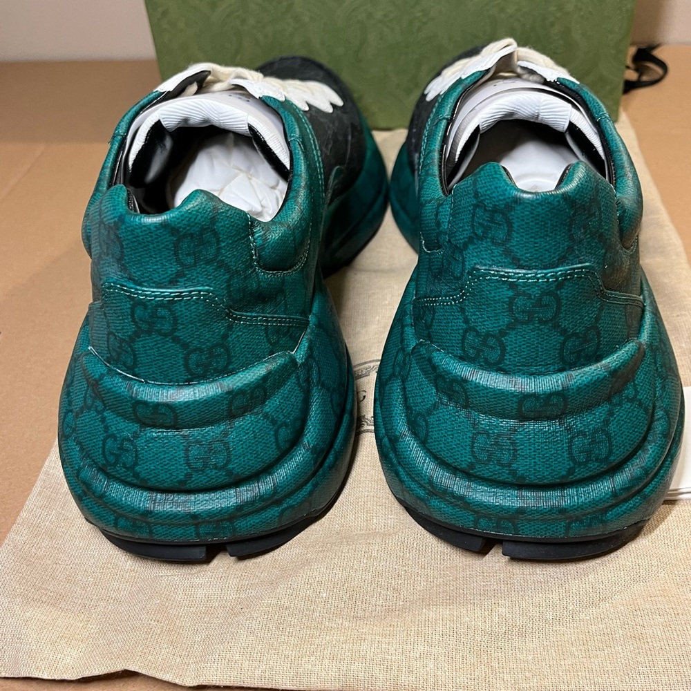 Authentic Gucci Men’s GG supreme sneakers size 11 - Picture 6 of 13
